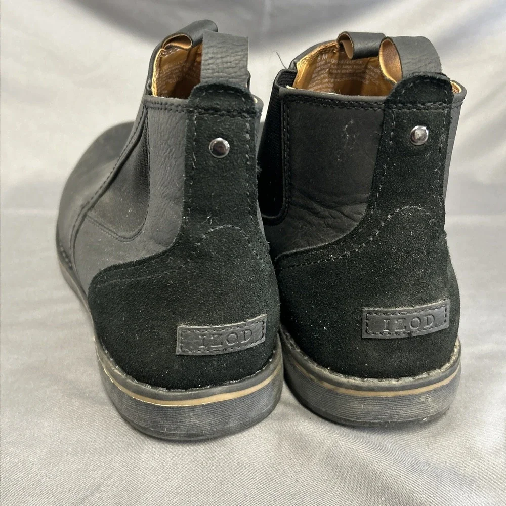 Izod Lucas Mens Size 8 M Black‎ Classic Outdoor Leather Chukka Boots Shoes